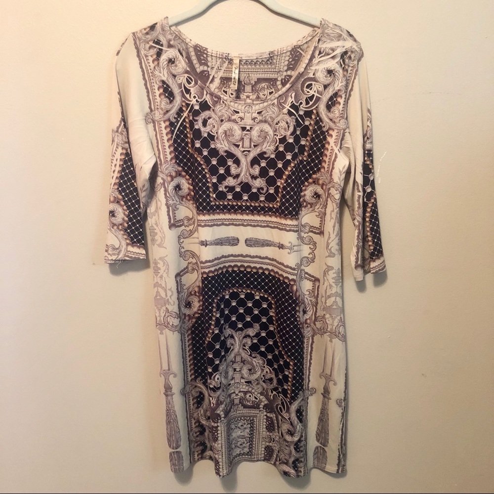 Neutral Stretchy Tunic w/ Versache-like designs